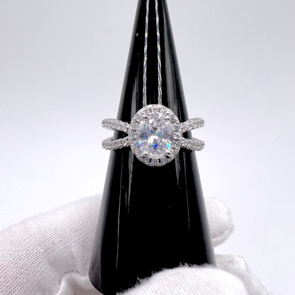 Sale $18 Firm! 925 Sterling Silver Cz Ring - Picture 6 of 17